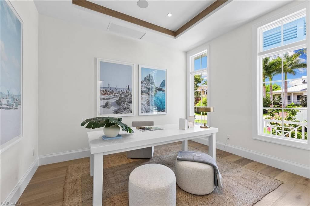 2131 Marina Dr, Naples, FL 34102-23