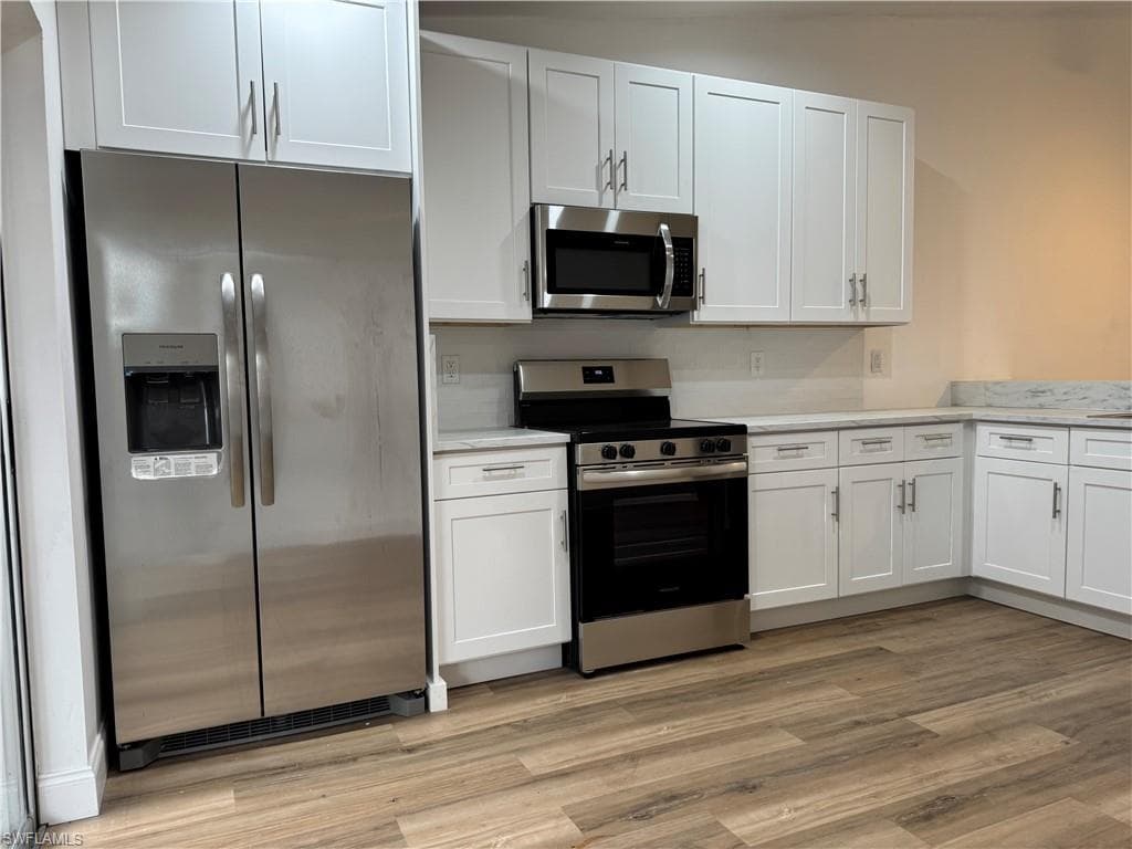 3430 Frosty Way 12, Naples, FL 34112-19