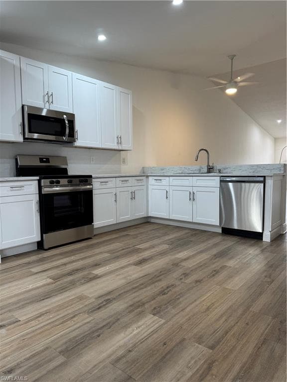 3430 Frosty Way 12, Naples, FL 34112-4