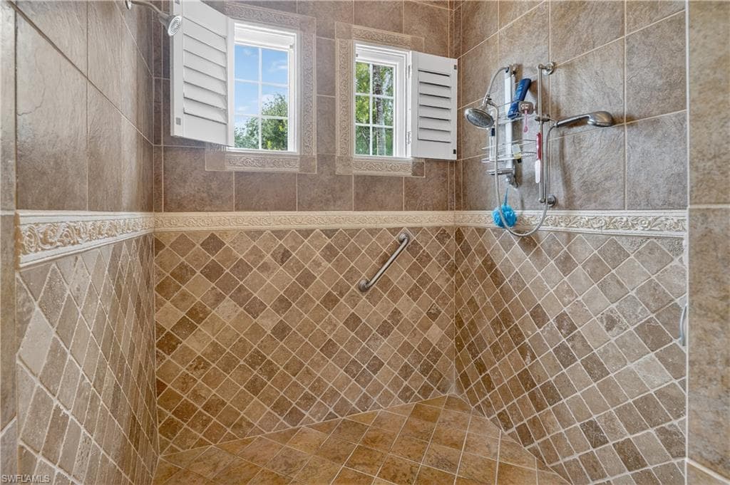 18260 Creekside View Dr, Fort Myers, FL 33908-26