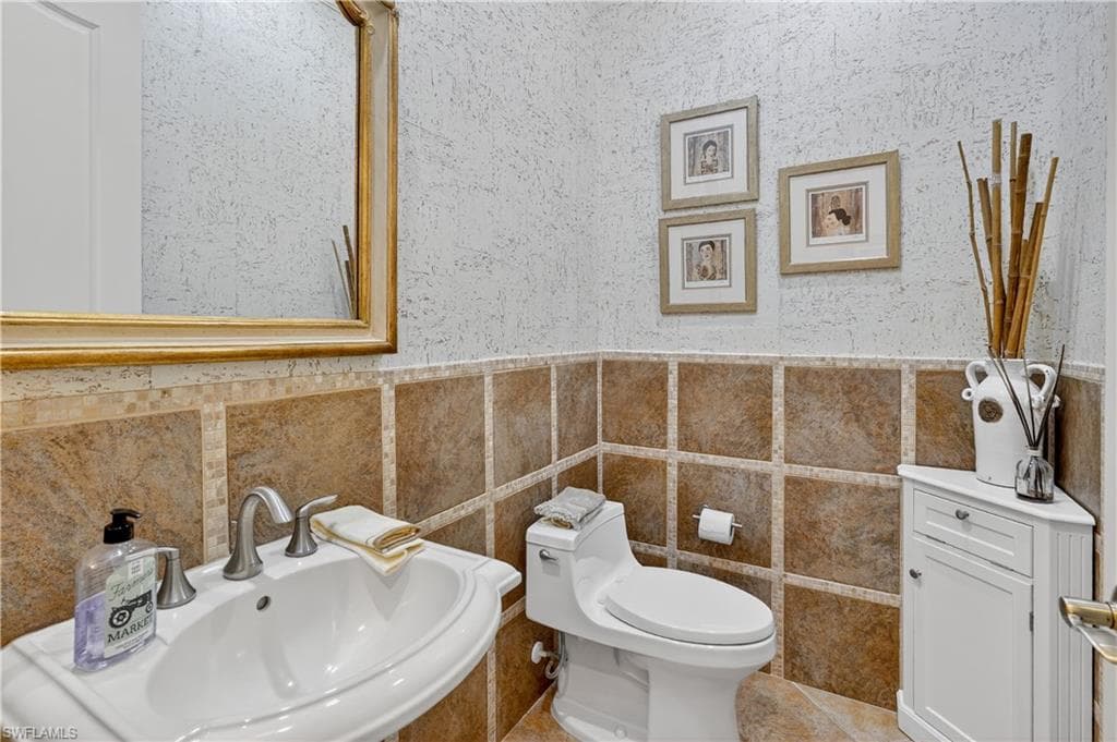18260 Creekside View Dr, Fort Myers, FL 33908-36