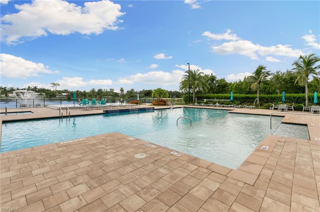 4546 Arboretum Cir 104, Naples, FL 34112-36