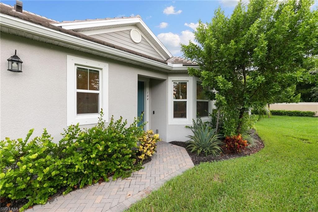 4546 Arboretum Cir 104, Naples, FL 34112-5
