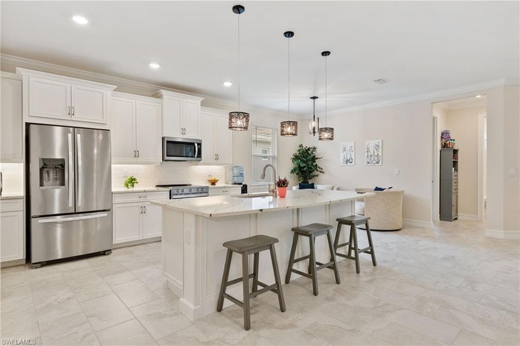28184 Captiva Shell Loop, Bonita Springs, FL 34135-11