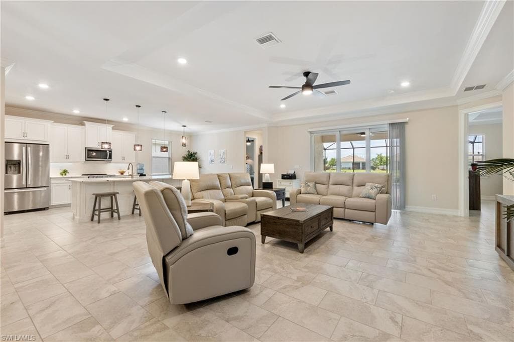 28184 Captiva Shell Loop, Bonita Springs, FL 34135-14
