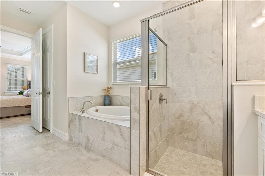28184 Captiva Shell Loop, Bonita Springs, FL 34135-25
