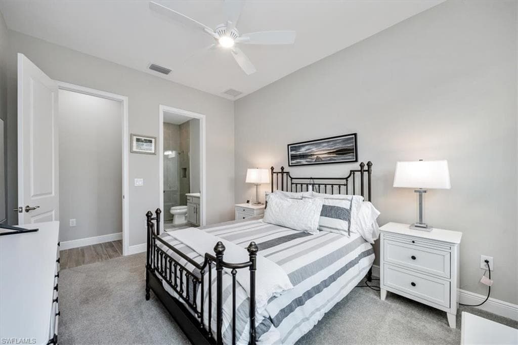 3845 Helmsman Dr, Naples, FL 34120-33