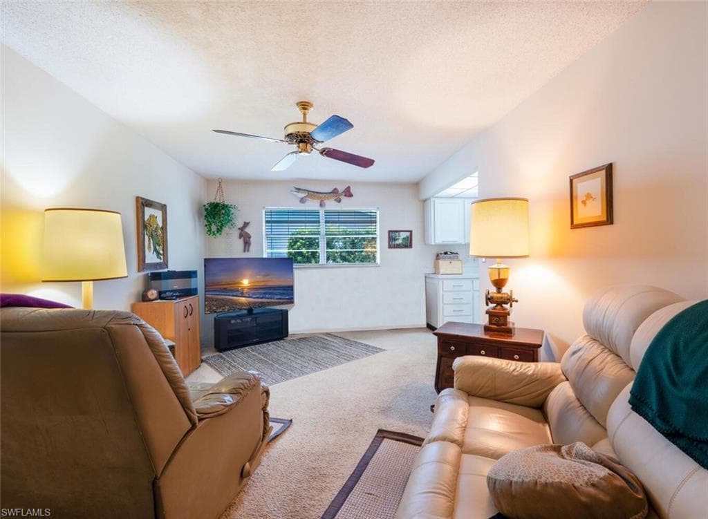 1381 Woodridge Ave, Naples, FL 34103-13