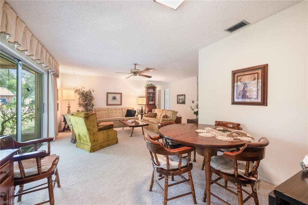 1381 Woodridge Ave, Naples, FL 34103-7