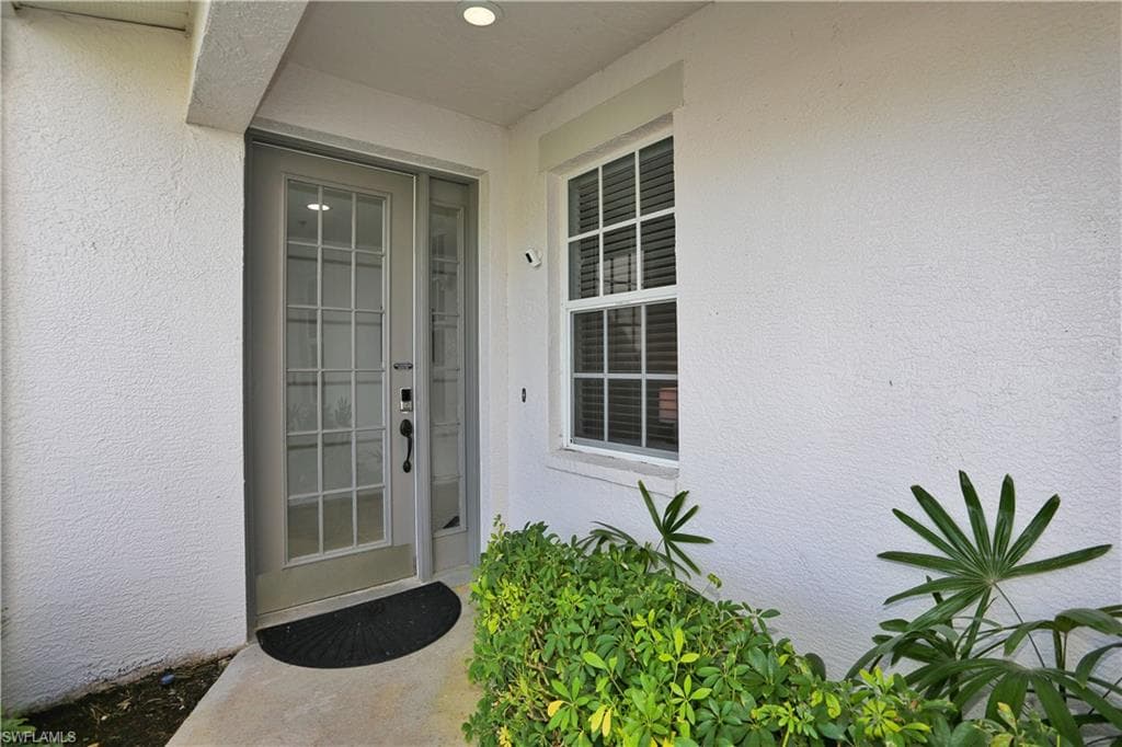 8365 Whisper Trace Way L-103, Naples, FL 34114-3