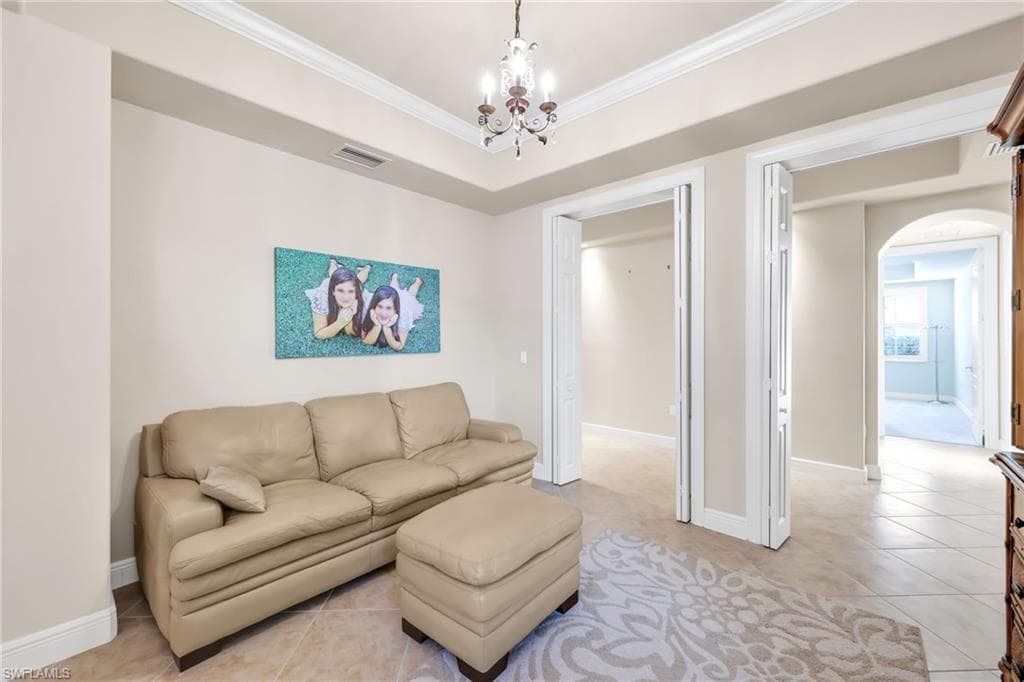 545 Avellino Isles Cir 102, Naples, FL 34119-17