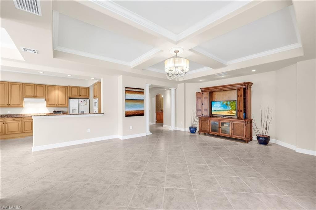 545 Avellino Isles Cir 102, Naples, FL 34119-6