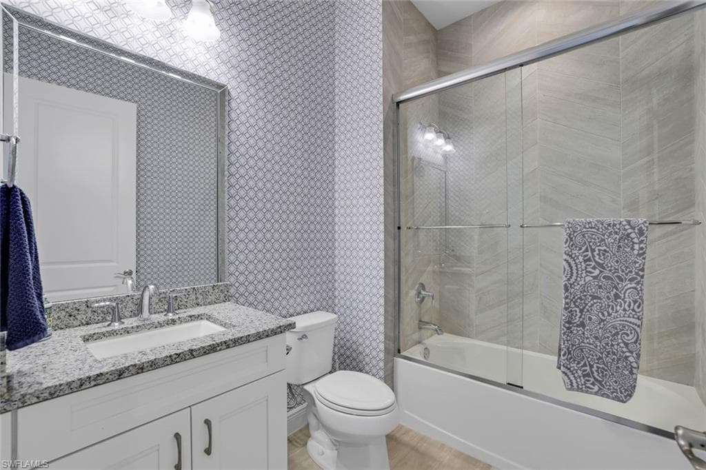 8936 Saint Lucia Dr 201, Naples, FL 34114-20