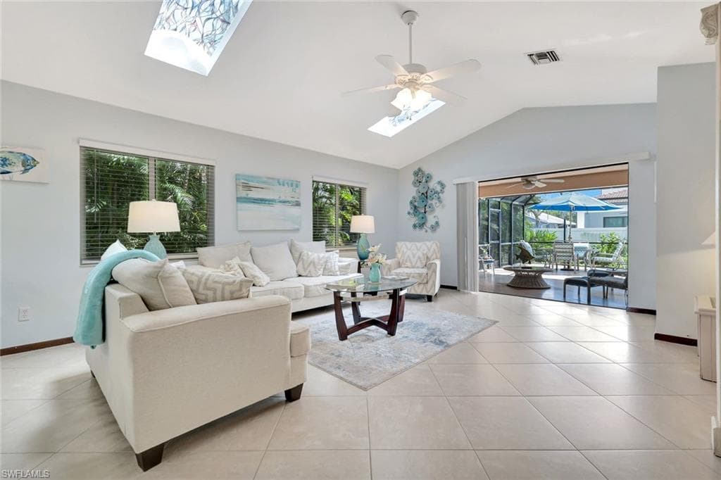 550 94th Ave N, Naples, FL 34108-9