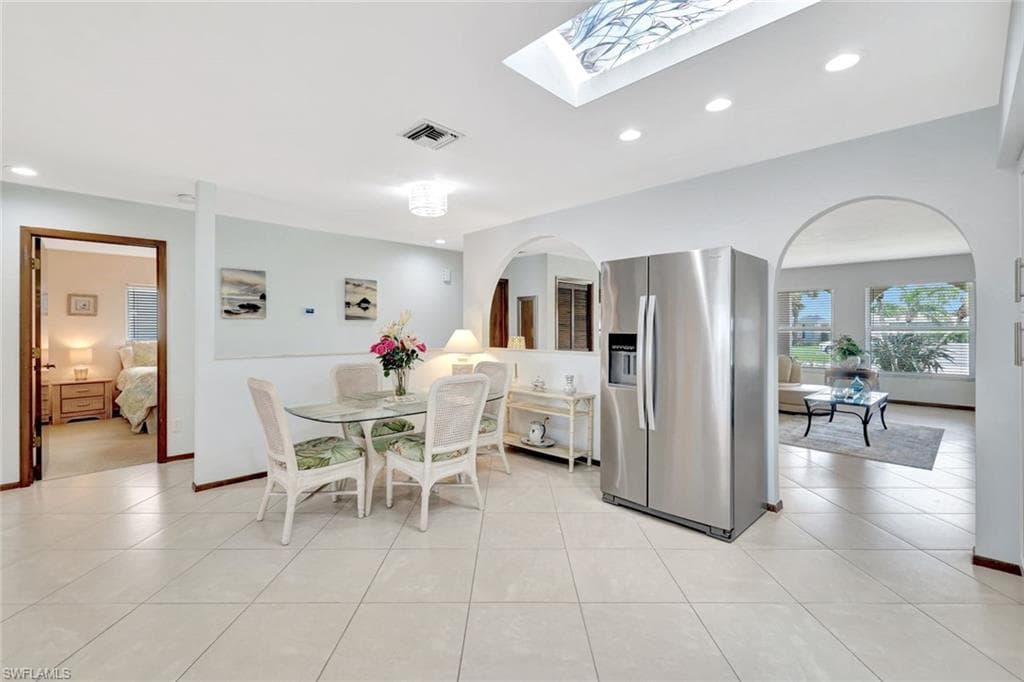 550 94th Ave N, Naples, FL 34108-13
