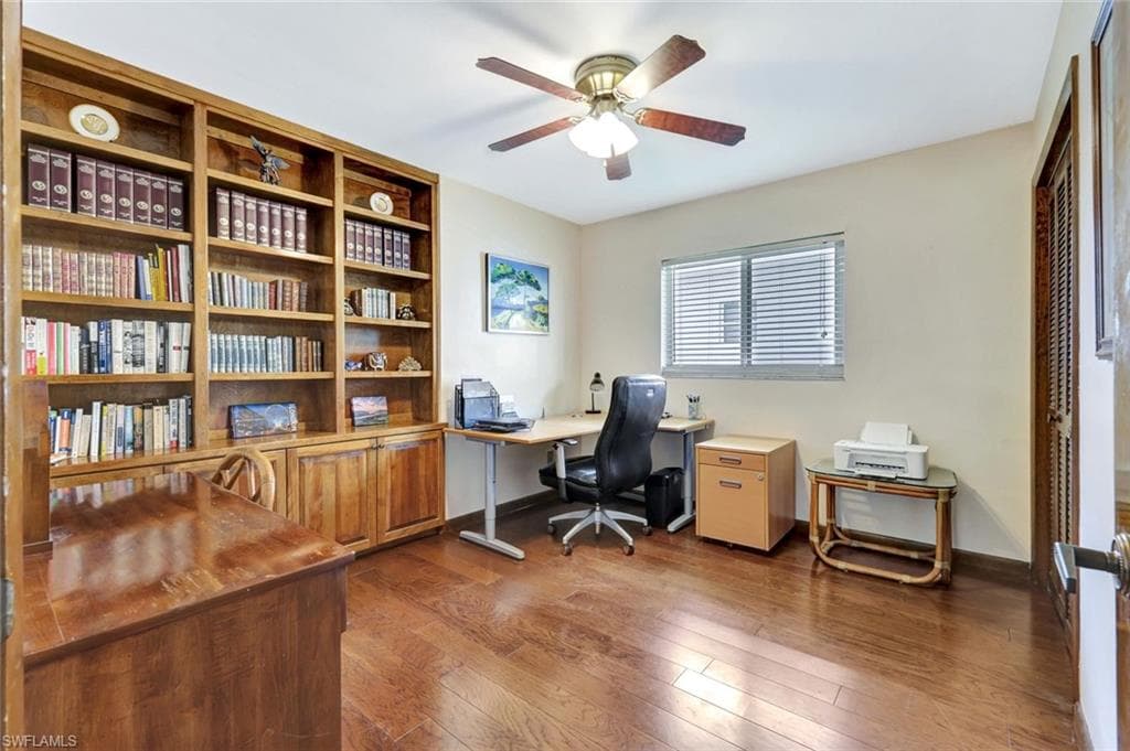 550 94th Ave N, Naples, FL 34108-26