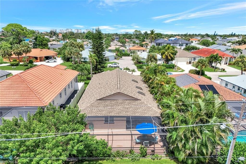 550 94th Ave N, Naples, FL 34108-39