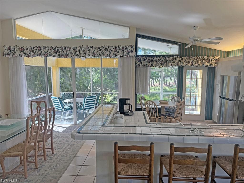 1279 Naples Lake Dr, Naples, FL 34104-22