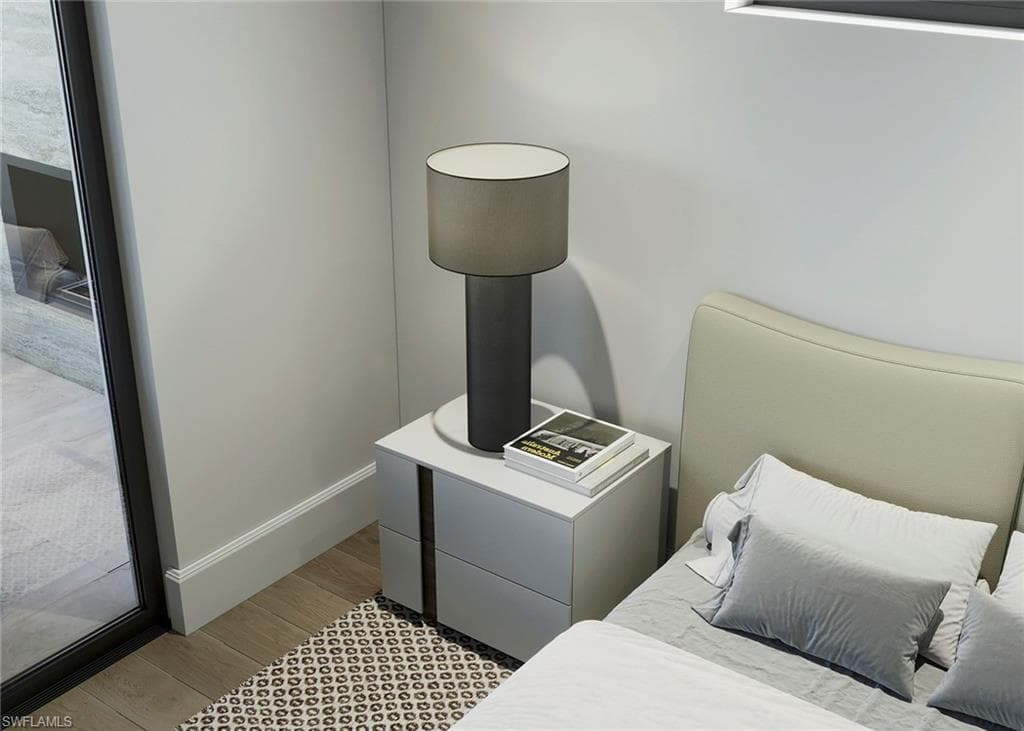 638 93rd Ave N, Naples, FL 34108-10