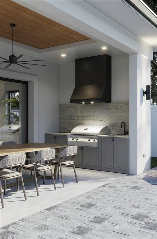 638 93rd Ave N, Naples, FL 34108-4