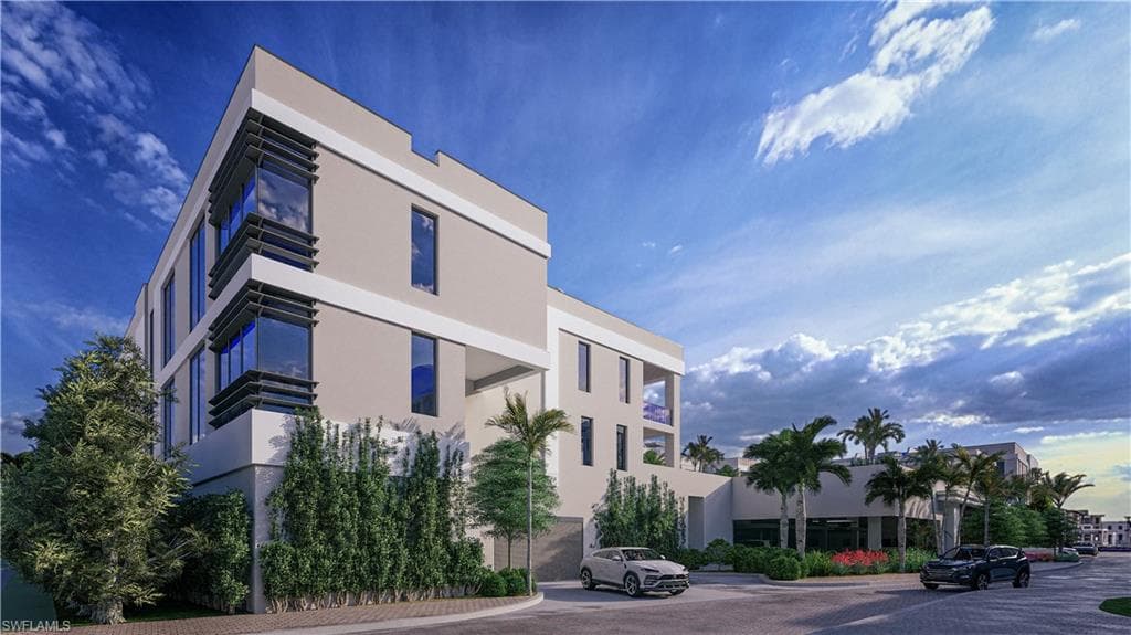 233 12th St S 205, Naples, FL 34102-6