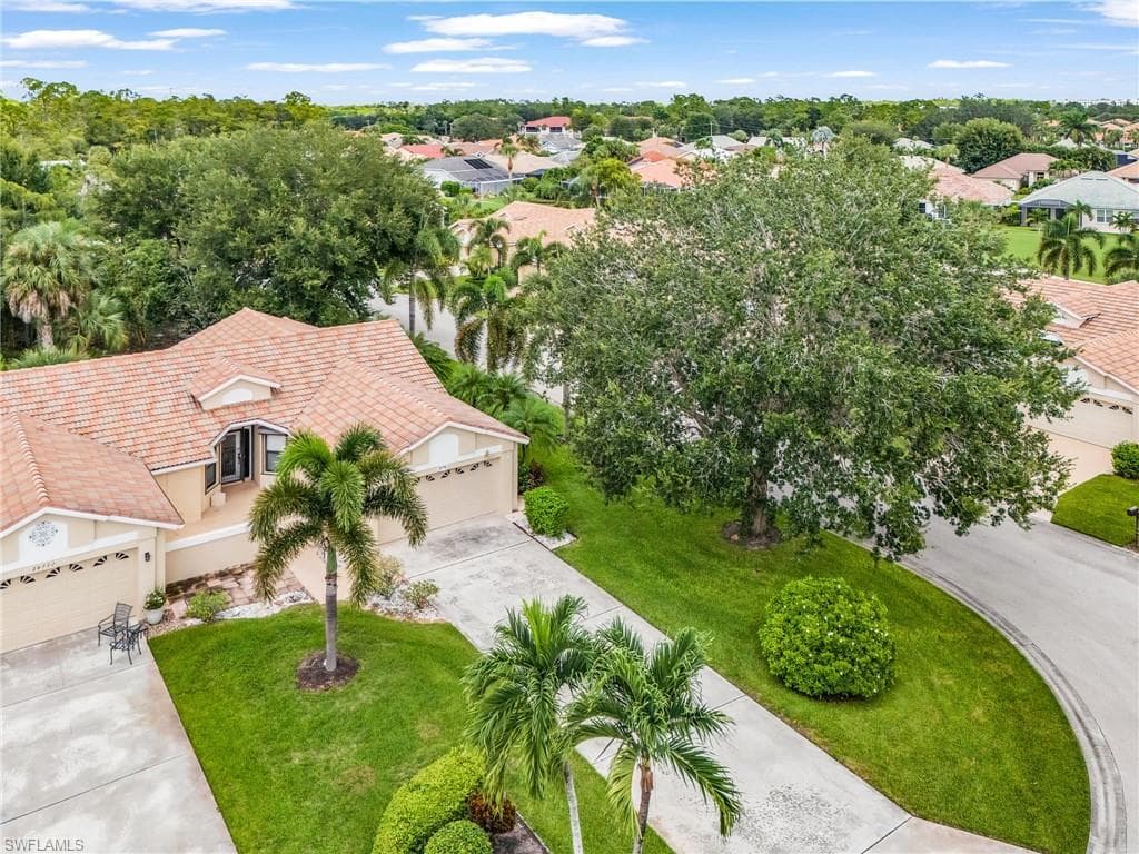 28790 Hunters Ct, Bonita Springs, FL 34135-1