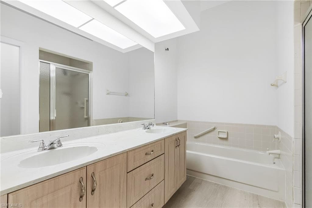 28790 Hunters Ct, Bonita Springs, FL 34135-22