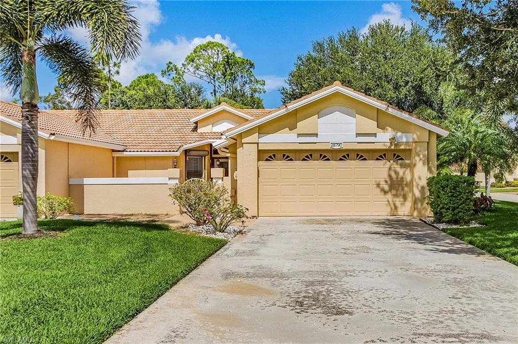 28790 Hunters Ct, Bonita Springs, FL 34135-3