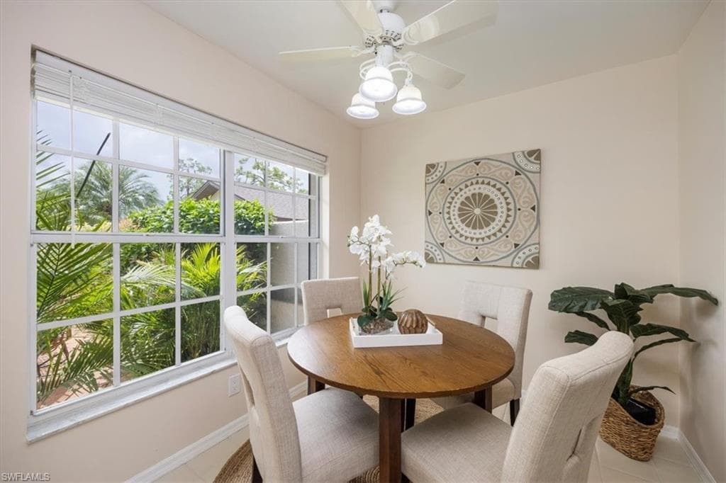 245 Deerwood Cir 12-8, Naples, FL 34113-12