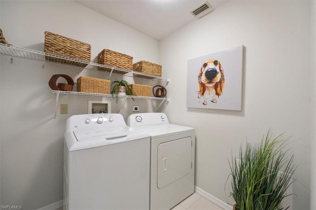 245 Deerwood Cir 12-8, Naples, FL 34113-24