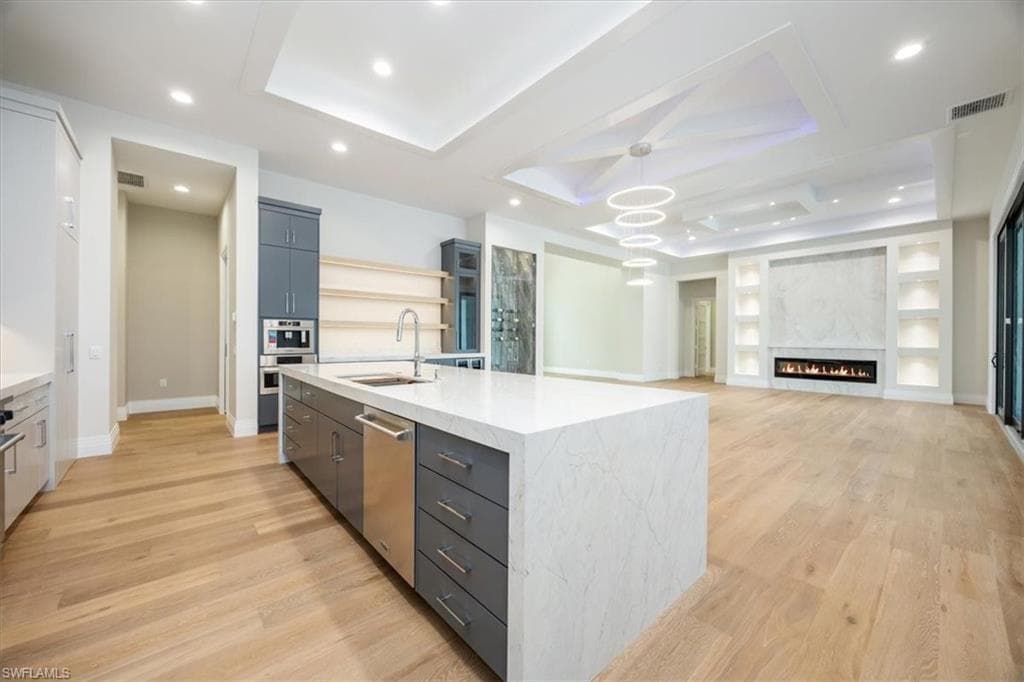 14211 Charthouse Cir, Naples, FL 34114-10