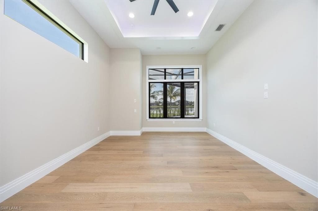 14211 Charthouse Cir, Naples, FL 34114-26