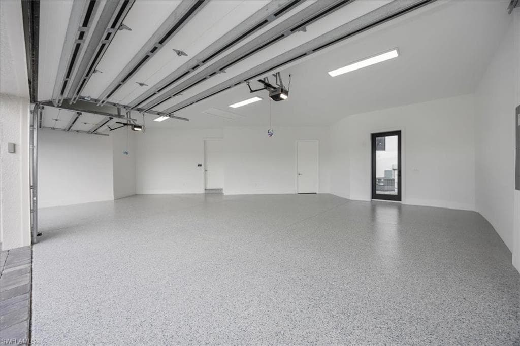 14211 Charthouse Cir, Naples, FL 34114-33