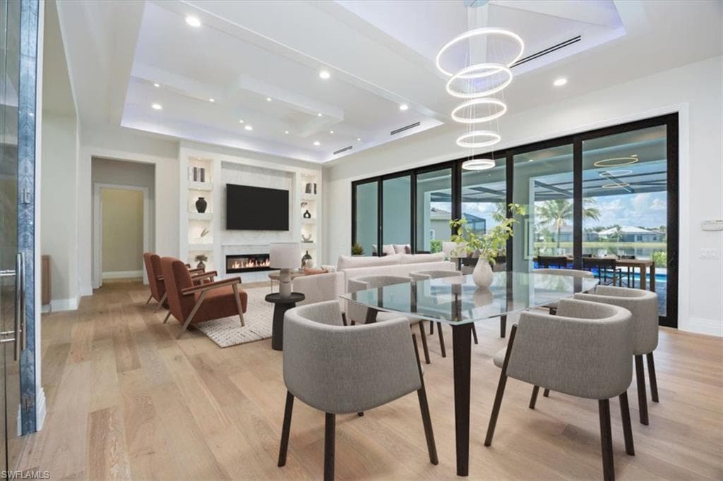 14211 Charthouse Cir, Naples, FL 34114-2