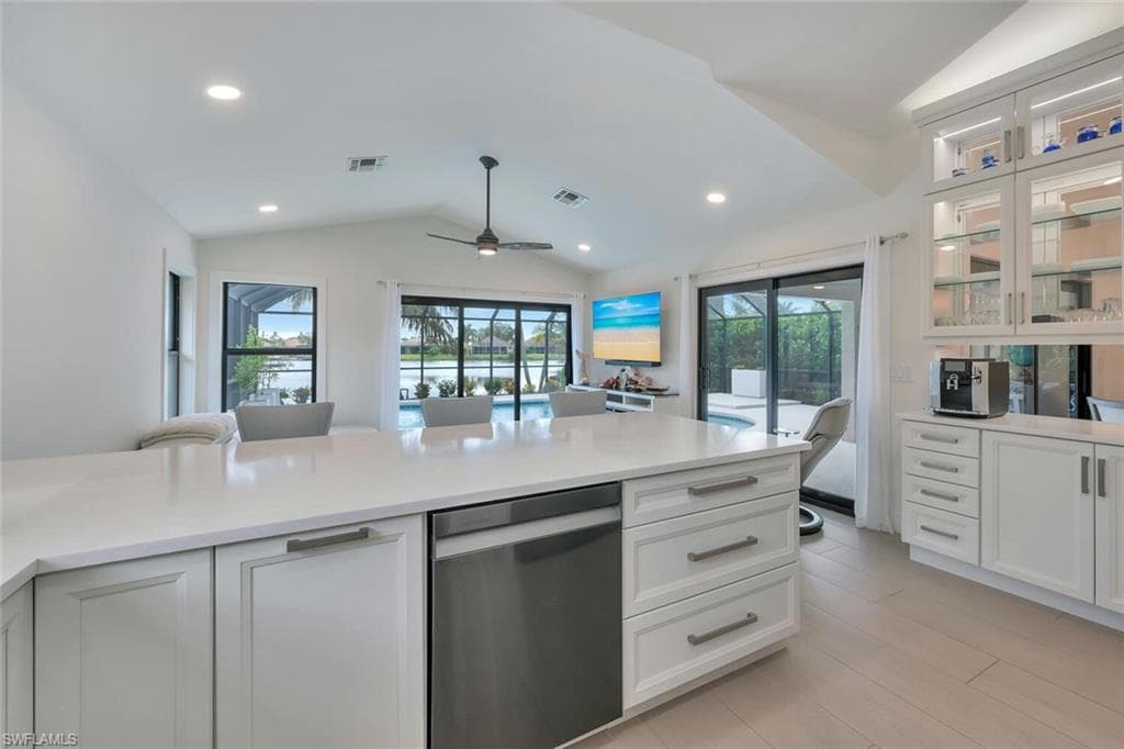 10862 Longshore Way W, Naples, FL 34119-18