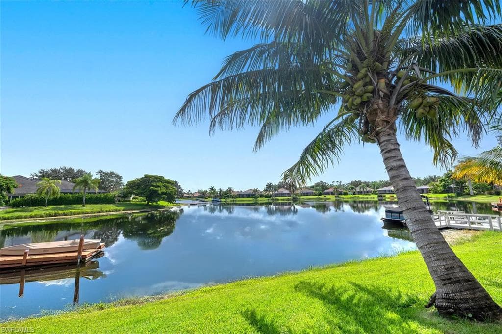 10862 Longshore Way W, Naples, FL 34119-41