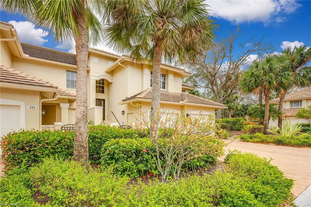 24400 Reserve Ct 203, Bonita Springs, FL 34134-2
