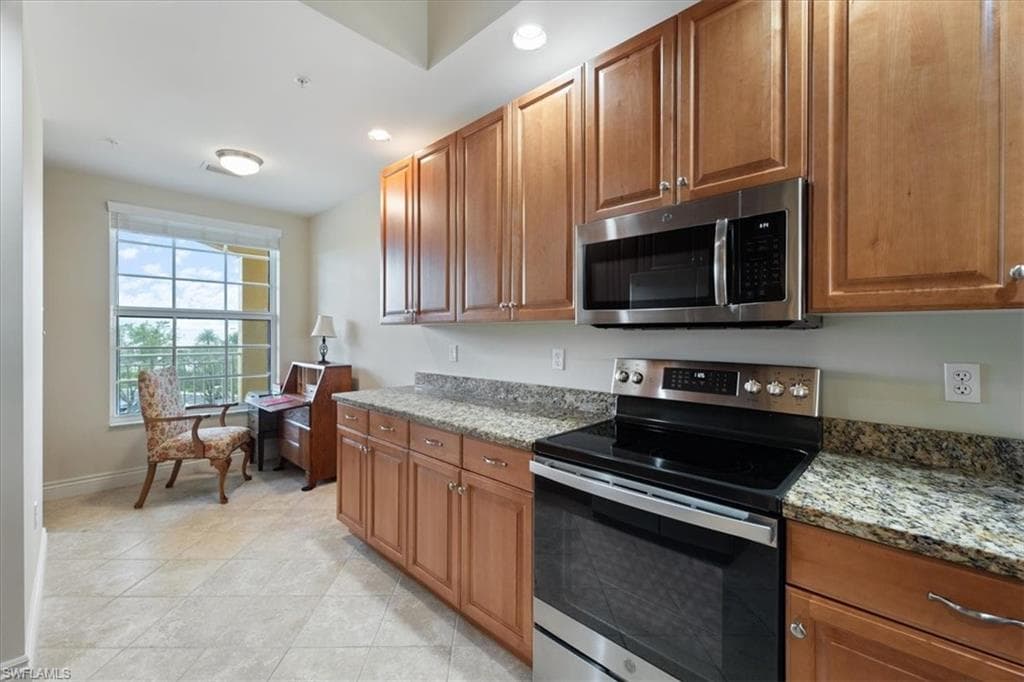 5068 Annunciation Cir 4302, Immokalee, FL 34142-11
