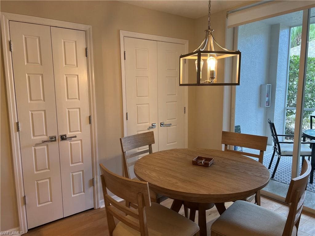 7635 Arbor Lakes Ct 2412, Naples, FL 34112-10