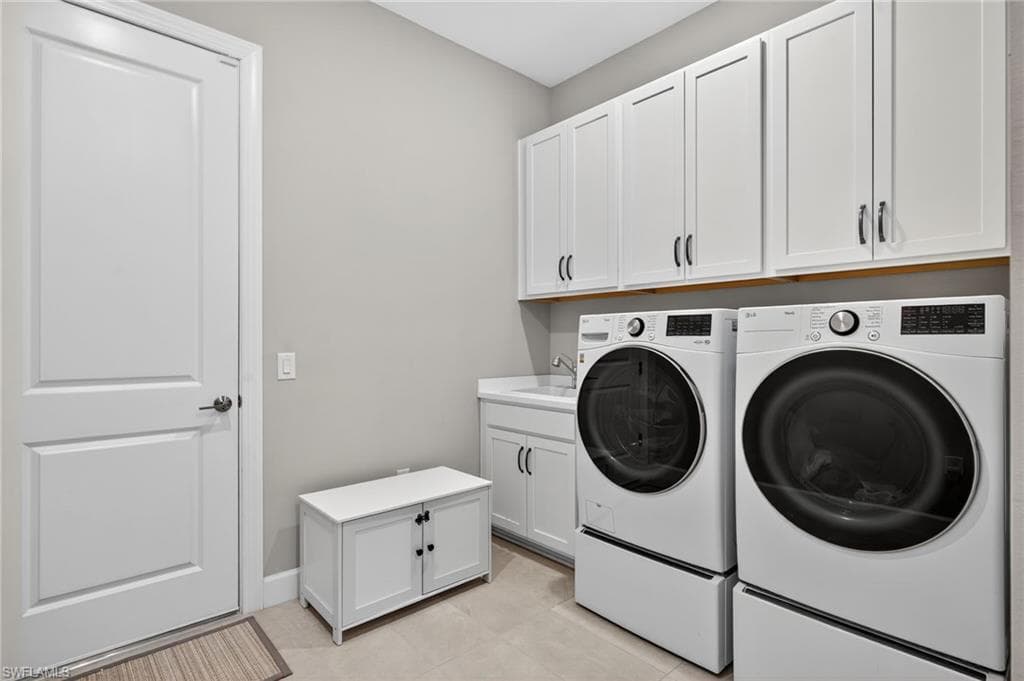 15634 Triesta Ln, Naples, FL 34114-28