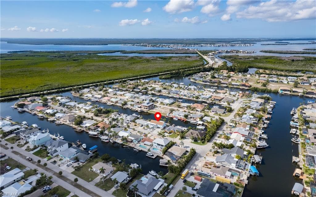 12277 Boat Shell Dr, Matlacha Isles, FL 33991-39