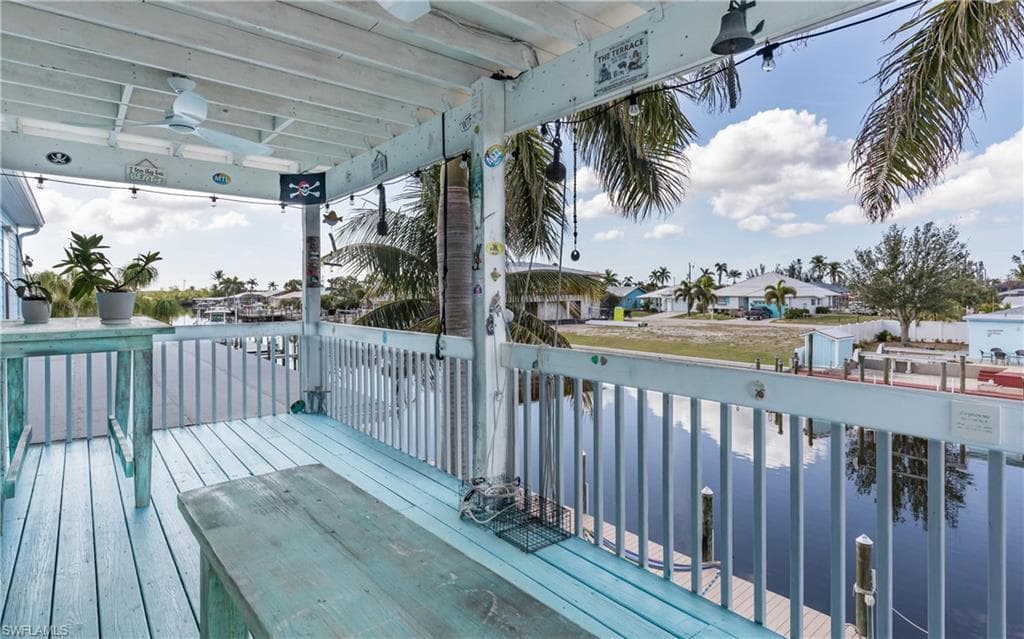 12277 Boat Shell Dr, Matlacha Isles, FL 33991-4