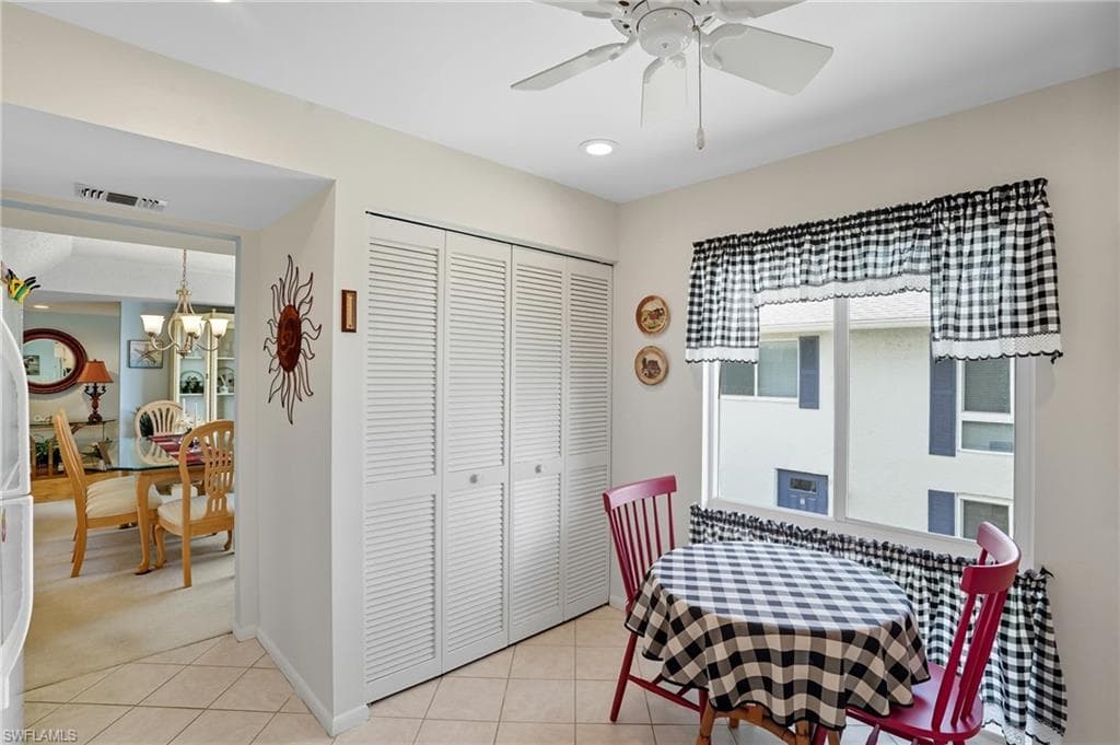 196 Peppermint Ln 938, Naples, FL 34112-16