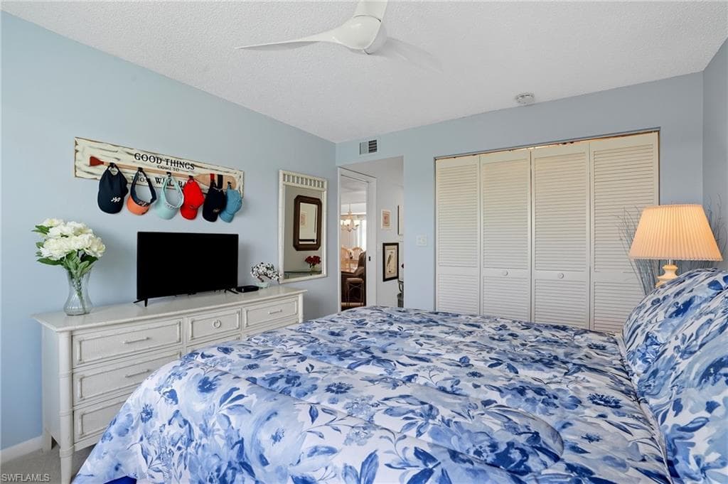 196 Peppermint Ln 938, Naples, FL 34112-23