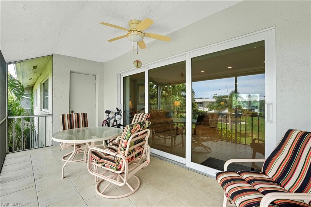 196 Peppermint Ln 938, Naples, FL 34112-27