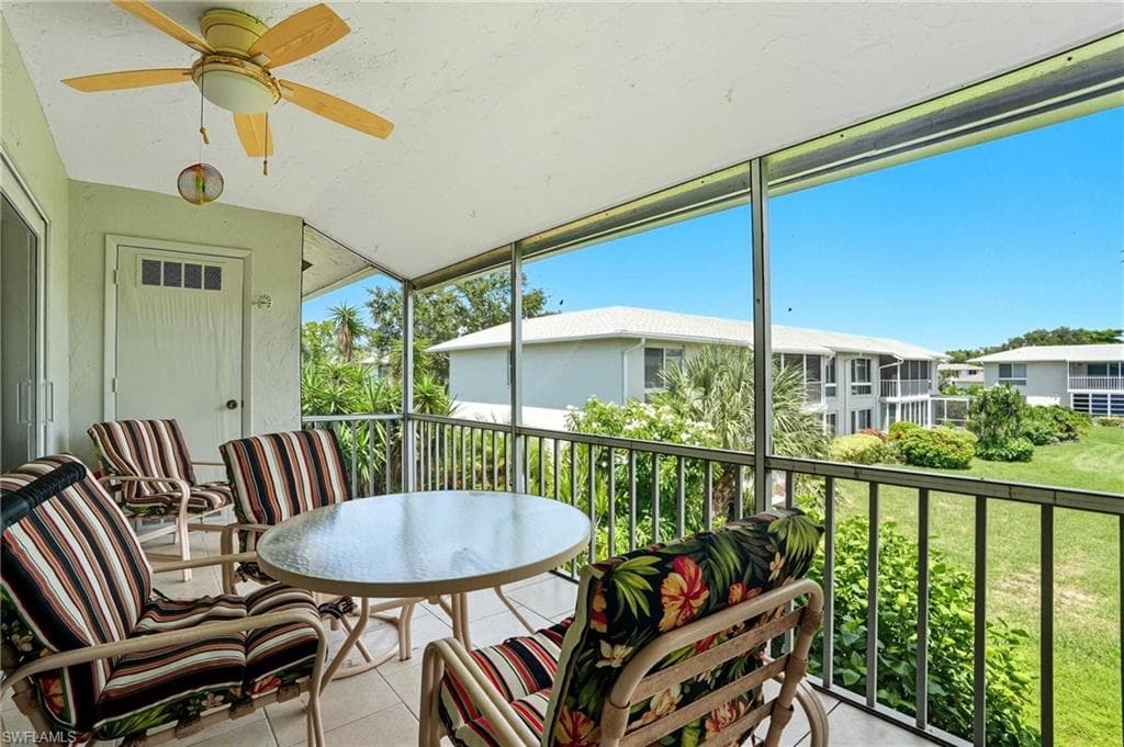 196 Peppermint Ln 938, Naples, FL 34112-29