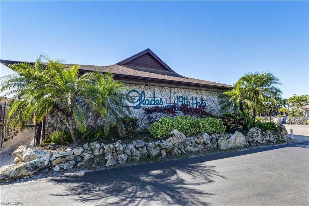 196 Peppermint Ln 938, Naples, FL 34112-35