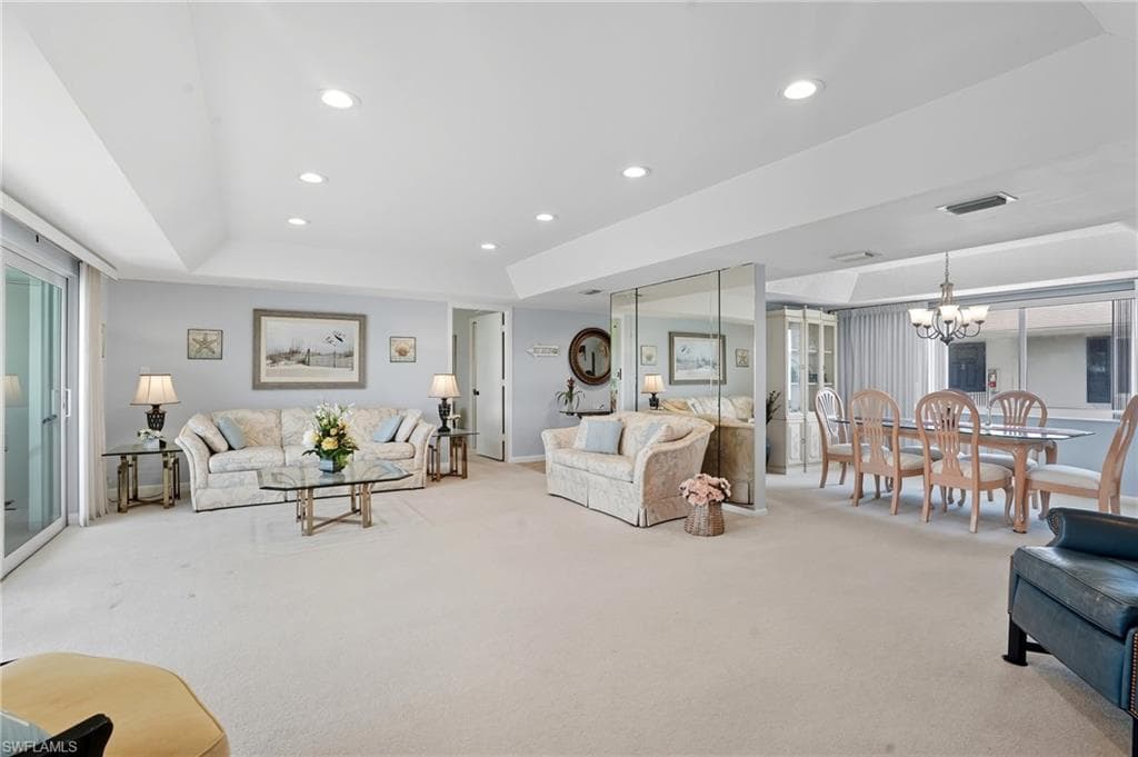 196 Peppermint Ln 938, Naples, FL 34112-7