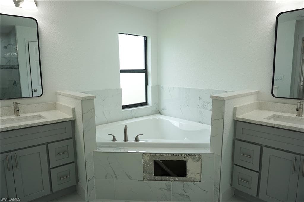 2600 Vera Ave S, Lehigh Acres, FL 33976-26