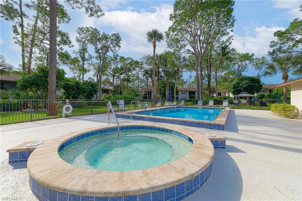 1965 Courtyard Way E206, Naples, FL 34112-19